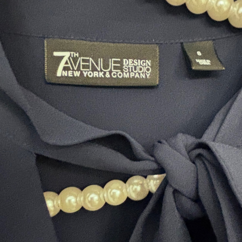 New York & Company Dark Blue Long Sleeve Tie neck Blouse Size: Small - Picture 3 of 4